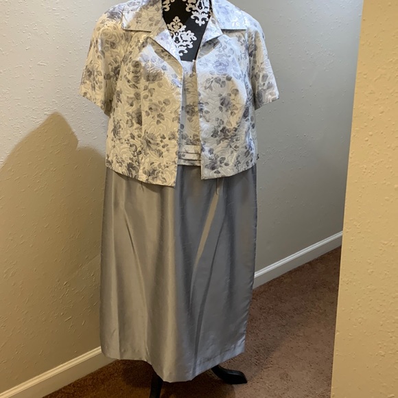 COPY - LE BOS Beautiful Mother Of The Bride Dress - Picture 2 of 13